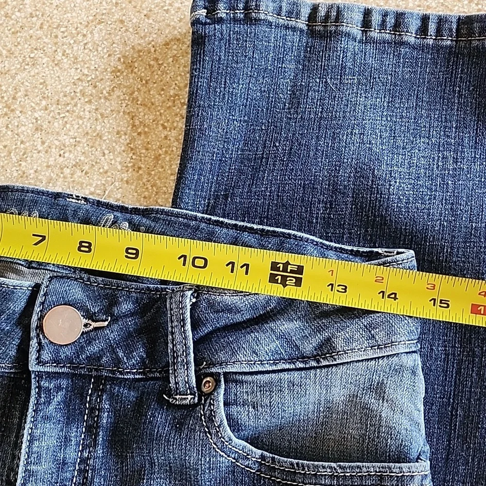 Wrangler Boot Cut Jeans Size 9 - Picture 4 of 12
